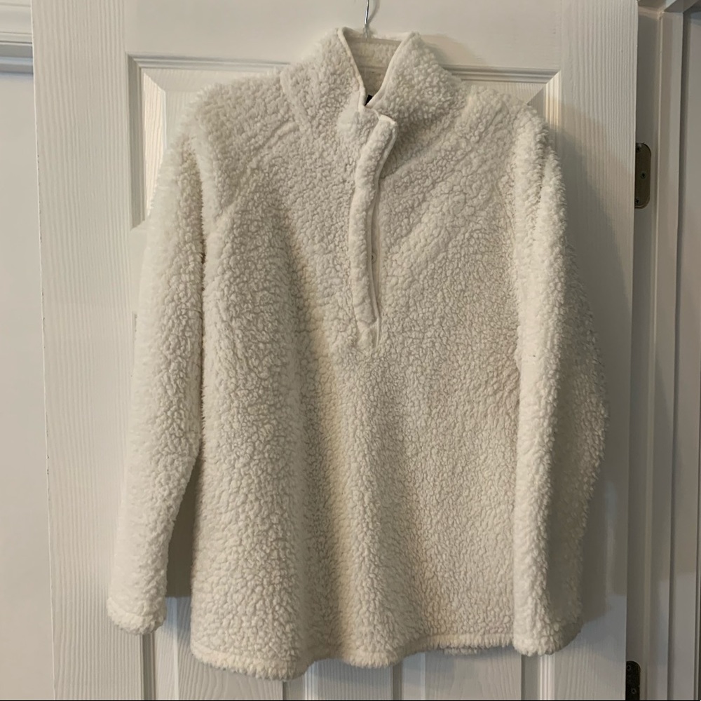 💗5/$15 Off white teddy bear pullover top. Stay warm and look cute!